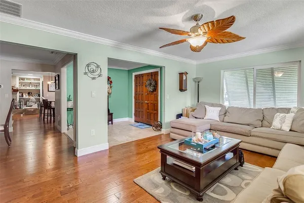 $3,300 | 952 Fairway Drive, Winter Park, FL 32792