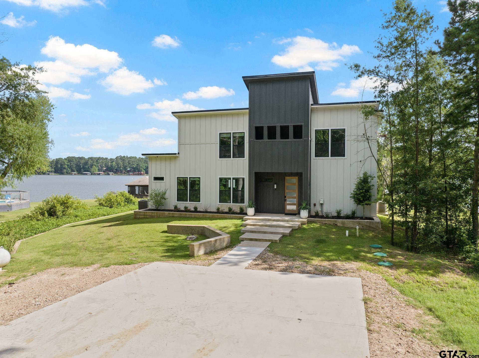 331 Eagle Point Drive West Mount Vernon, TX 75457 - Photo 3 of 43