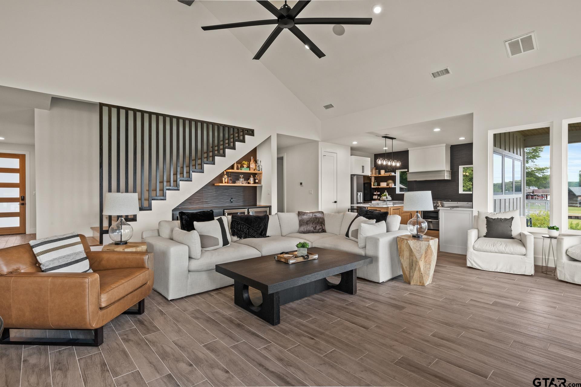 331 Eagle Point Drive West Mount Vernon, TX 75457 - Photo 6 of 43