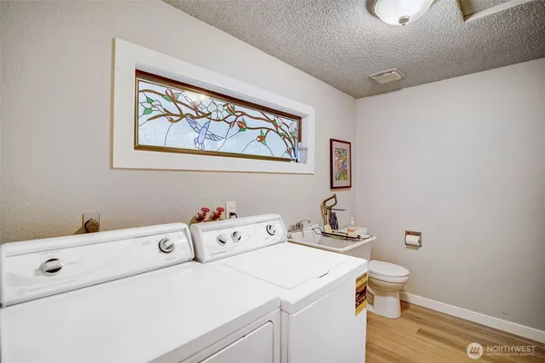 $4,200 | 16925 Southeast Auburn-Black Diamond Road, Auburn, WA 98092