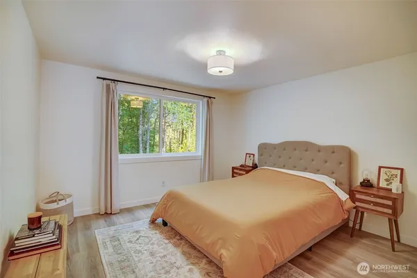 $4,200 | 16925 Southeast Auburn-Black Diamond Road, Auburn, WA 98092