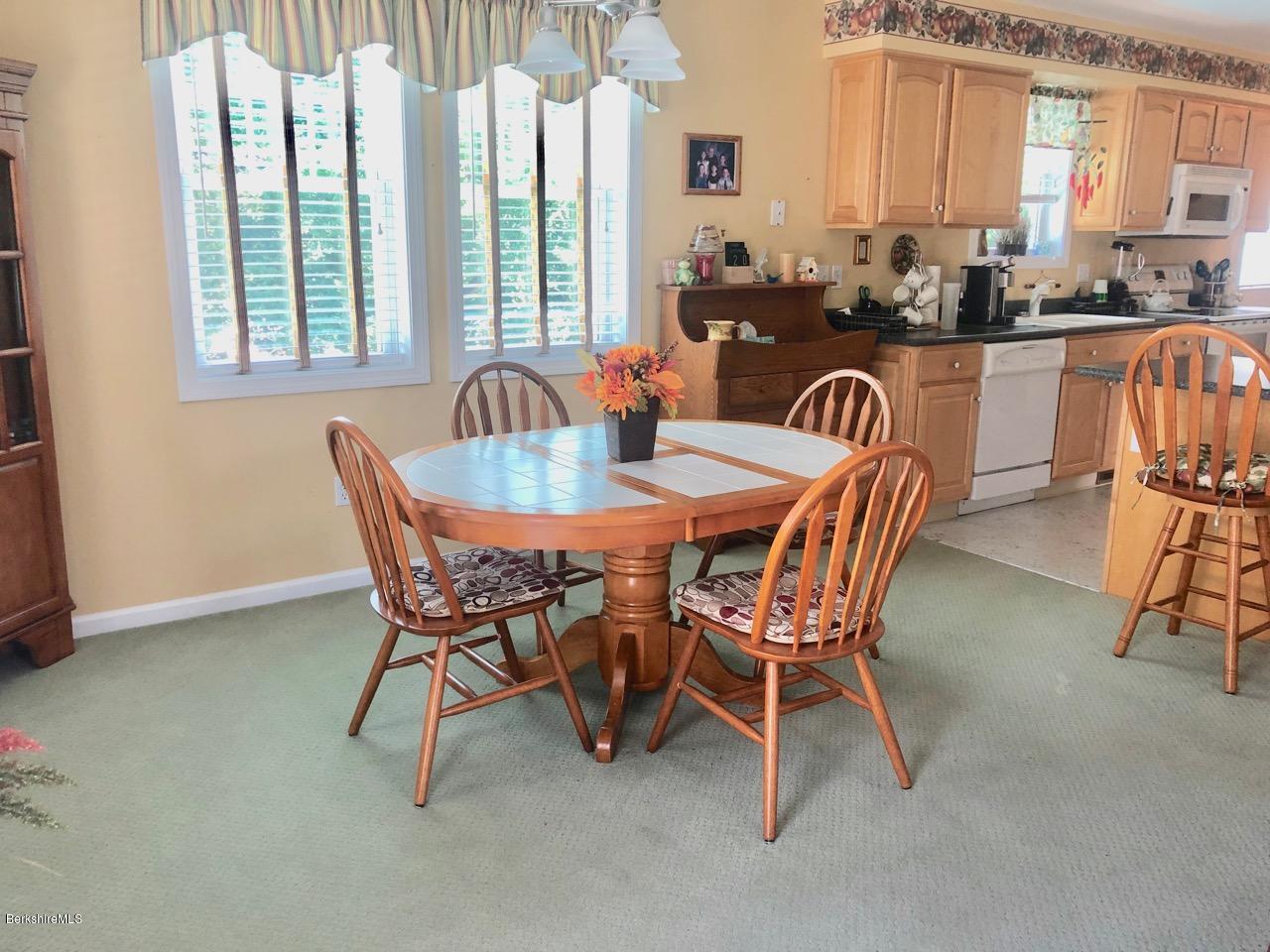4 Patterson Road Lenox, MA 01242 - Photo 35 of 47 Apt. Dining Area