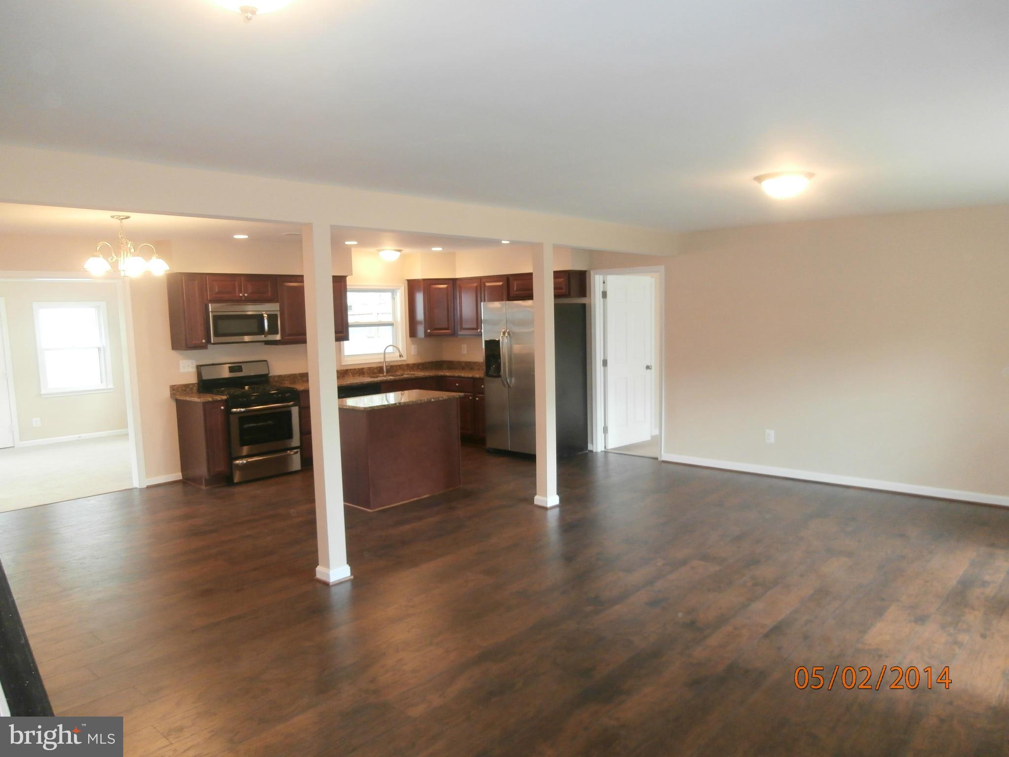 202 Acadia Road Waldorf, MD 20602 - Photo 3 of 30 Family Room