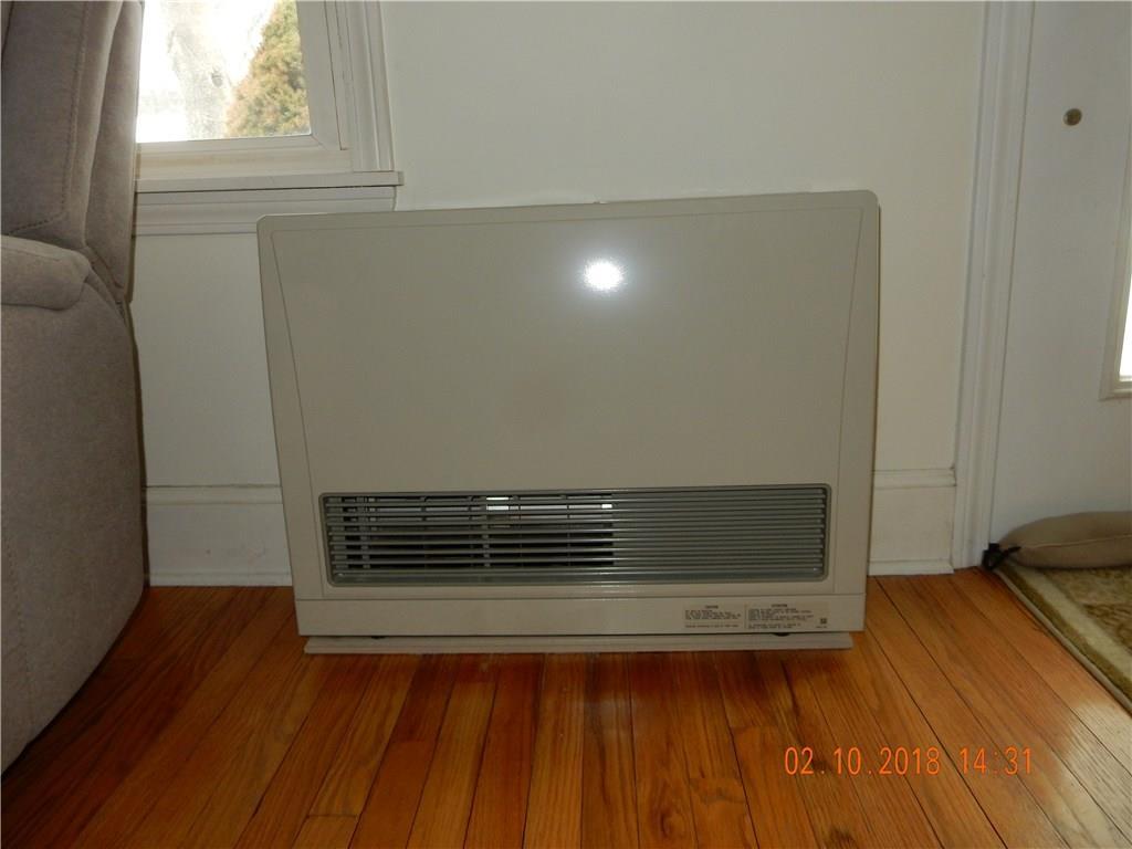 106 Colonial Road Portland, ME 04102 - Photo 17 of 34 Photo