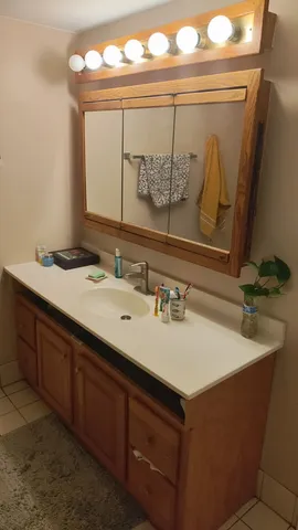 $1,800 | 238 East Bailey Road, Unit M, Naperville, IL 60565