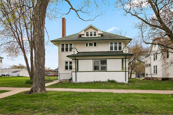 $115,000 | 152 South Greenwood Avenue, Kankakee, IL 60901