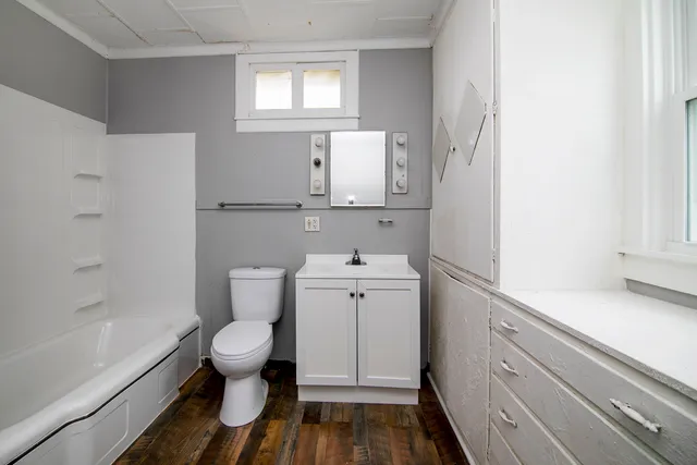 $120,000 | 152 South Greenwood Avenue, Kankakee, IL 60901