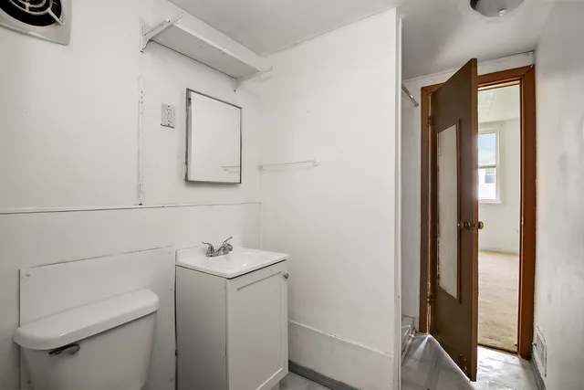 $120,000 | 152 South Greenwood Avenue, Kankakee, IL 60901