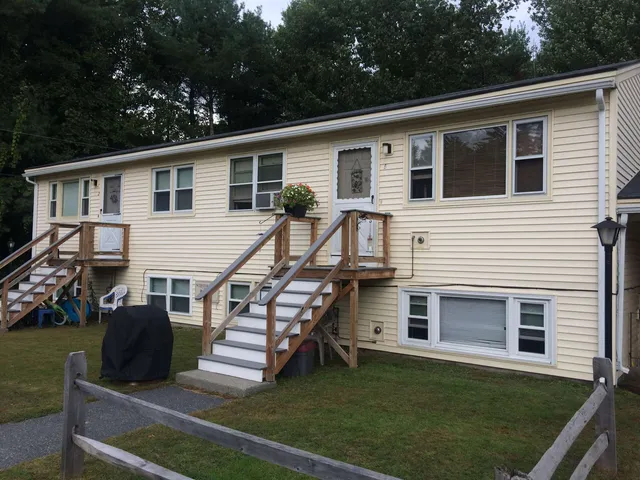 $2,100 | 77 Seminary Hill Road, Unit #5, Lebanon, NH 03784