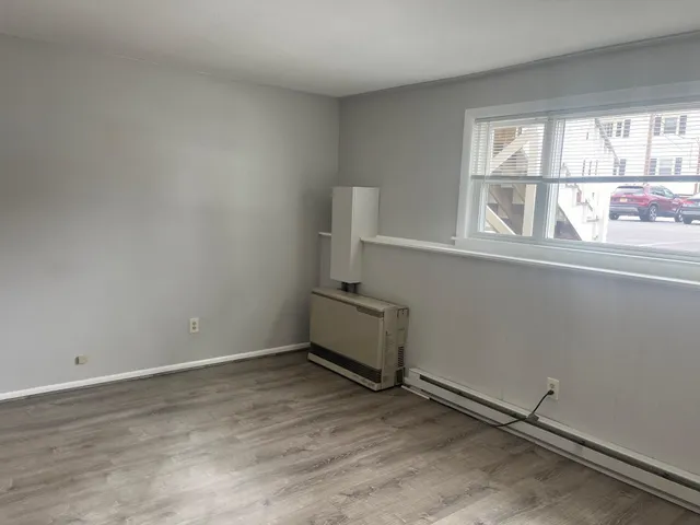 $2,100 | 77 Seminary Hill Road, Unit #5, Lebanon, NH 03784