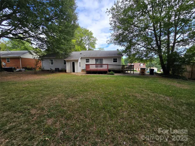 $1,800 | 21203 Pine Ridge Drive, Cornelius, NC 28031