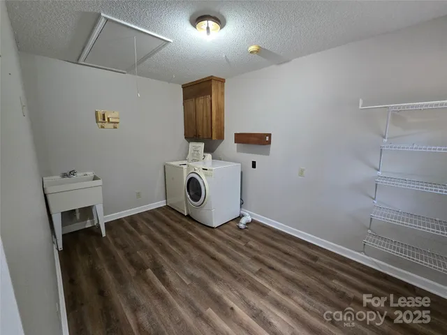 $1,800 | 21203 Pine Ridge Drive, Cornelius, NC 28031