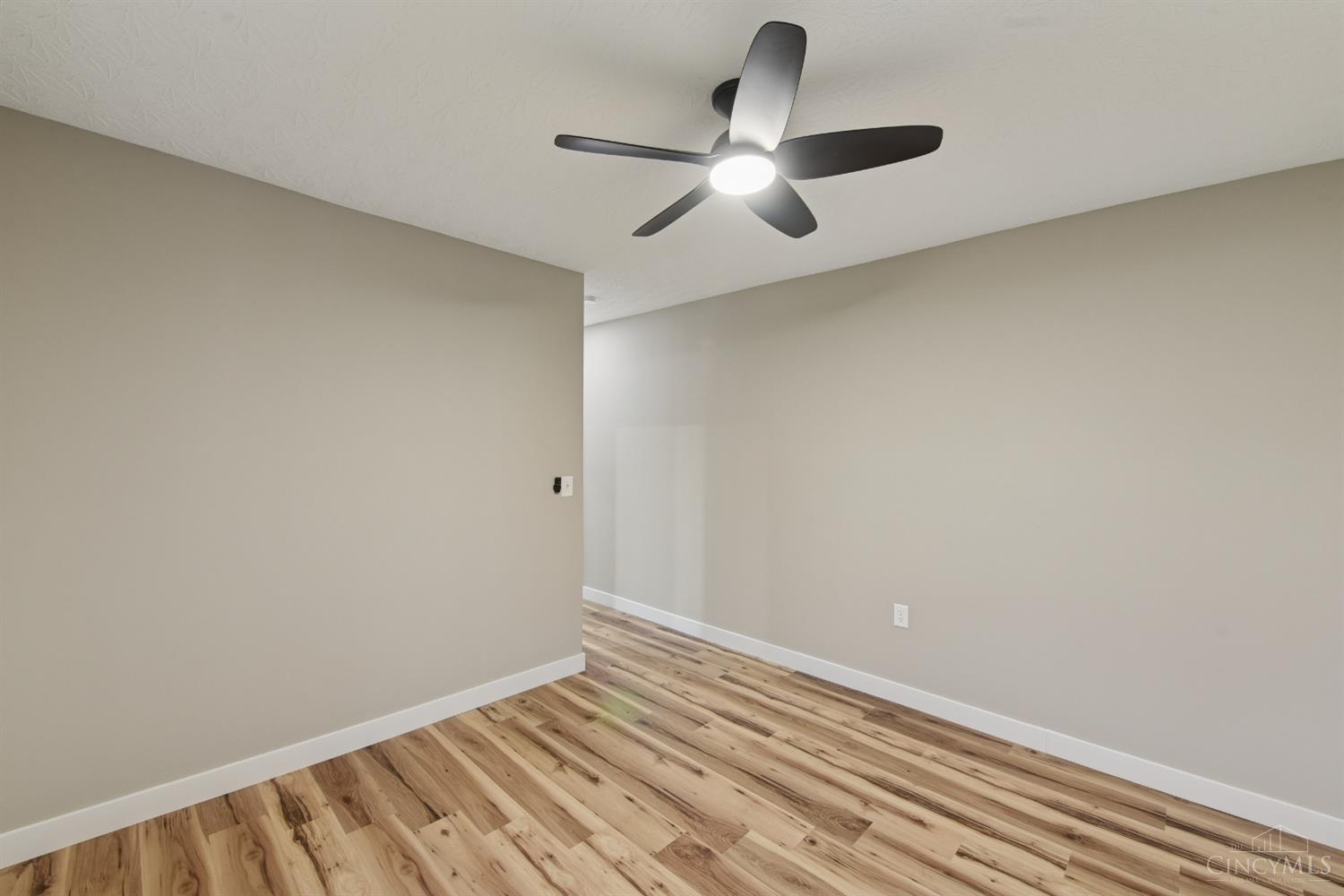 2545 Cliff Road North Bend, OH 45052 - Photo 30 of 55