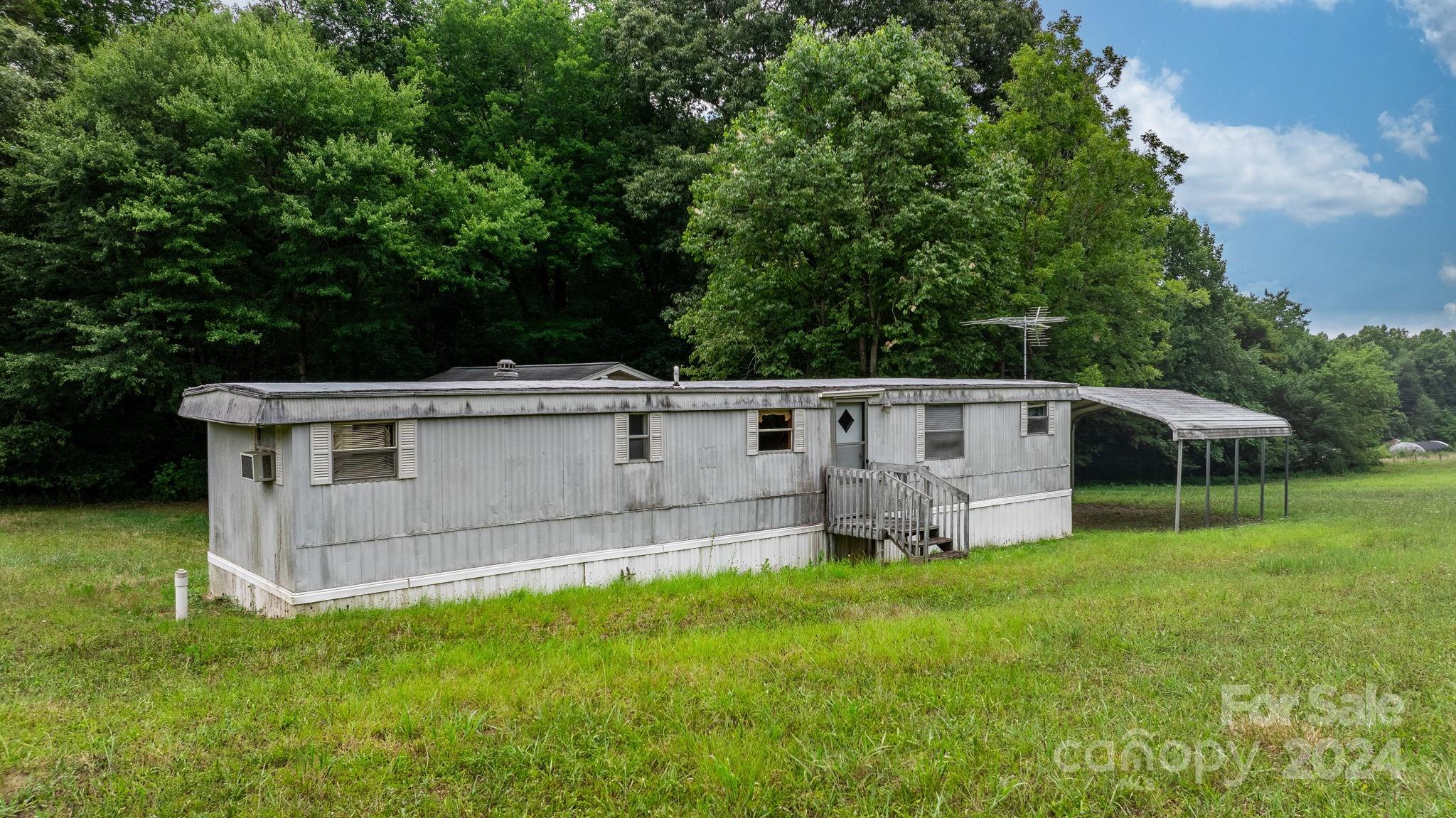 394 Milholen Road Stony Point, NC 28678 - Photo 5 of 18 Gallery Image 5