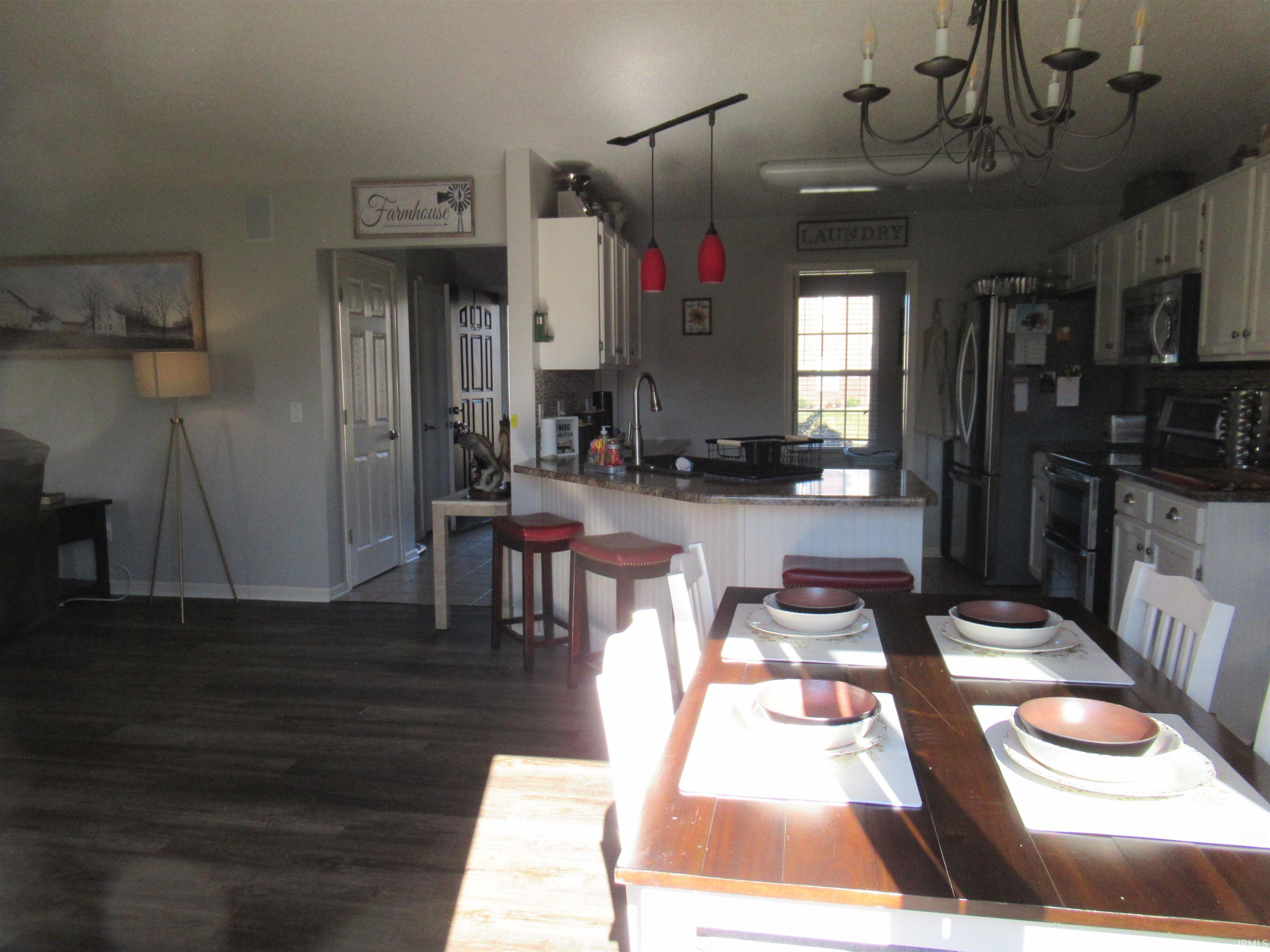 409 Chesterton Trail Fort Wayne, IN 46825 - Photo 4 of 28