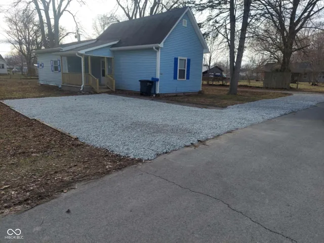 $159,900 | 2327 North F Street, Elwood, IN 46036