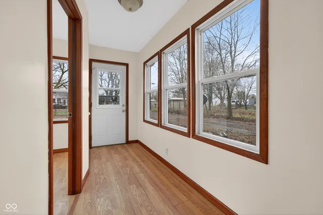 $159,900 | 2327 North F Street, Elwood, IN 46036