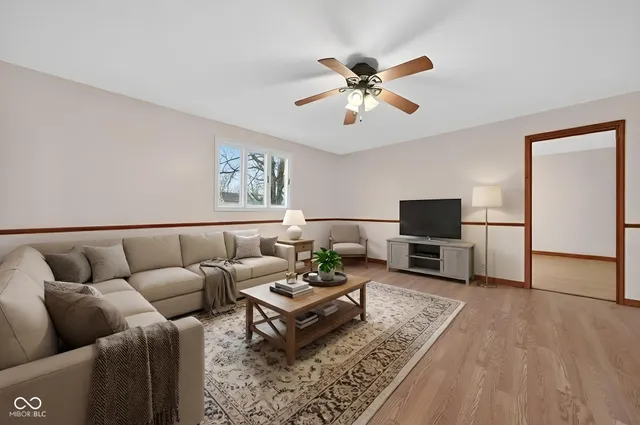 $159,900 | 2327 North F Street, Elwood, IN 46036