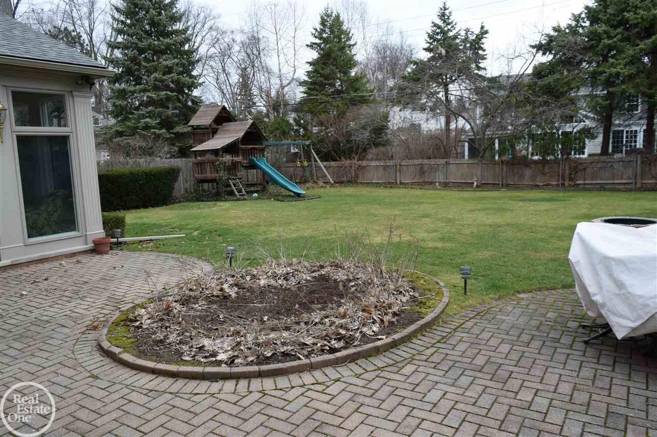 306 Cloverly Road Grosse Pointe Farms, MI 48236 - Photo 42 of 45