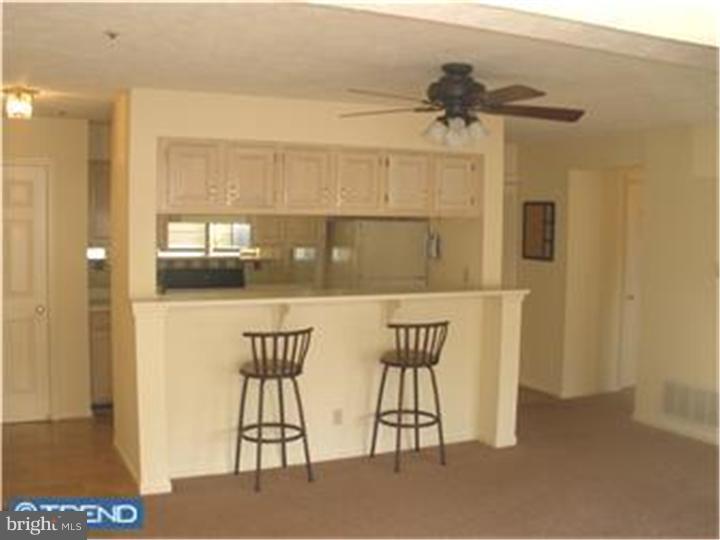 42 Inverness Circle Evesham, NJ 08053 - Photo 3 of 6