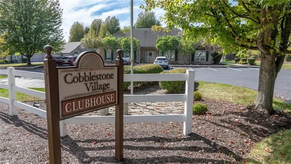 $399,999 | 1153 Cobblestone Lane, Valencia, PA 16059