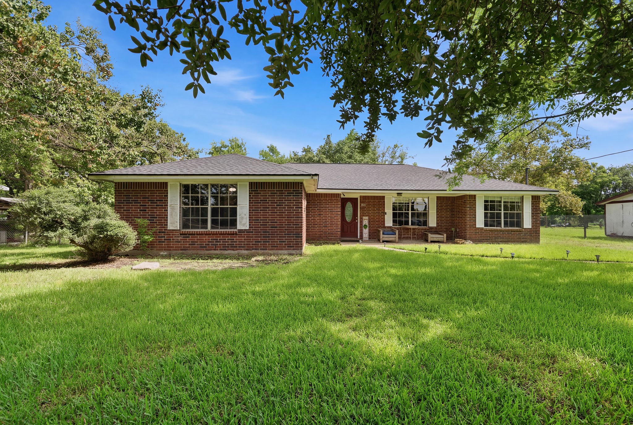 5040 County Road 31 Angleton, TX 77515 - Photo 1 of 31 Gallery Image 1