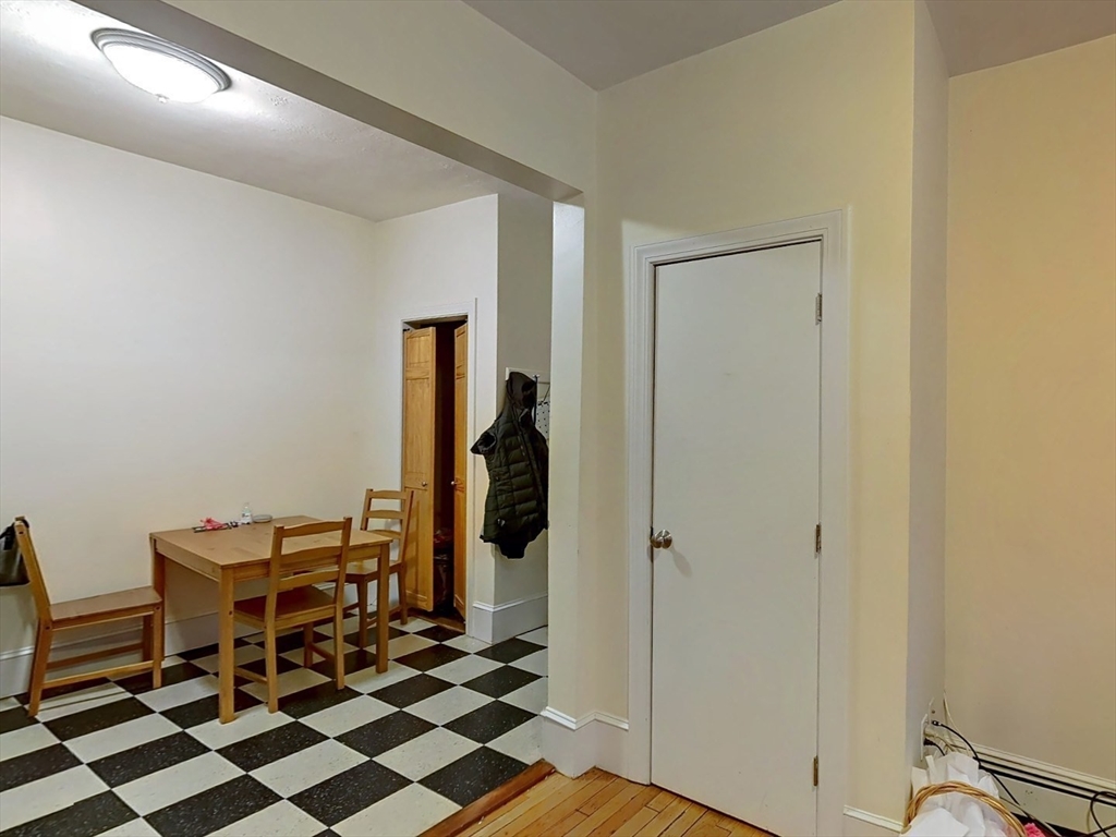 11 Aberdeen Street, Unit 4 Boston, MA 02215 - Photo 7 of 22 Gallery Image 7