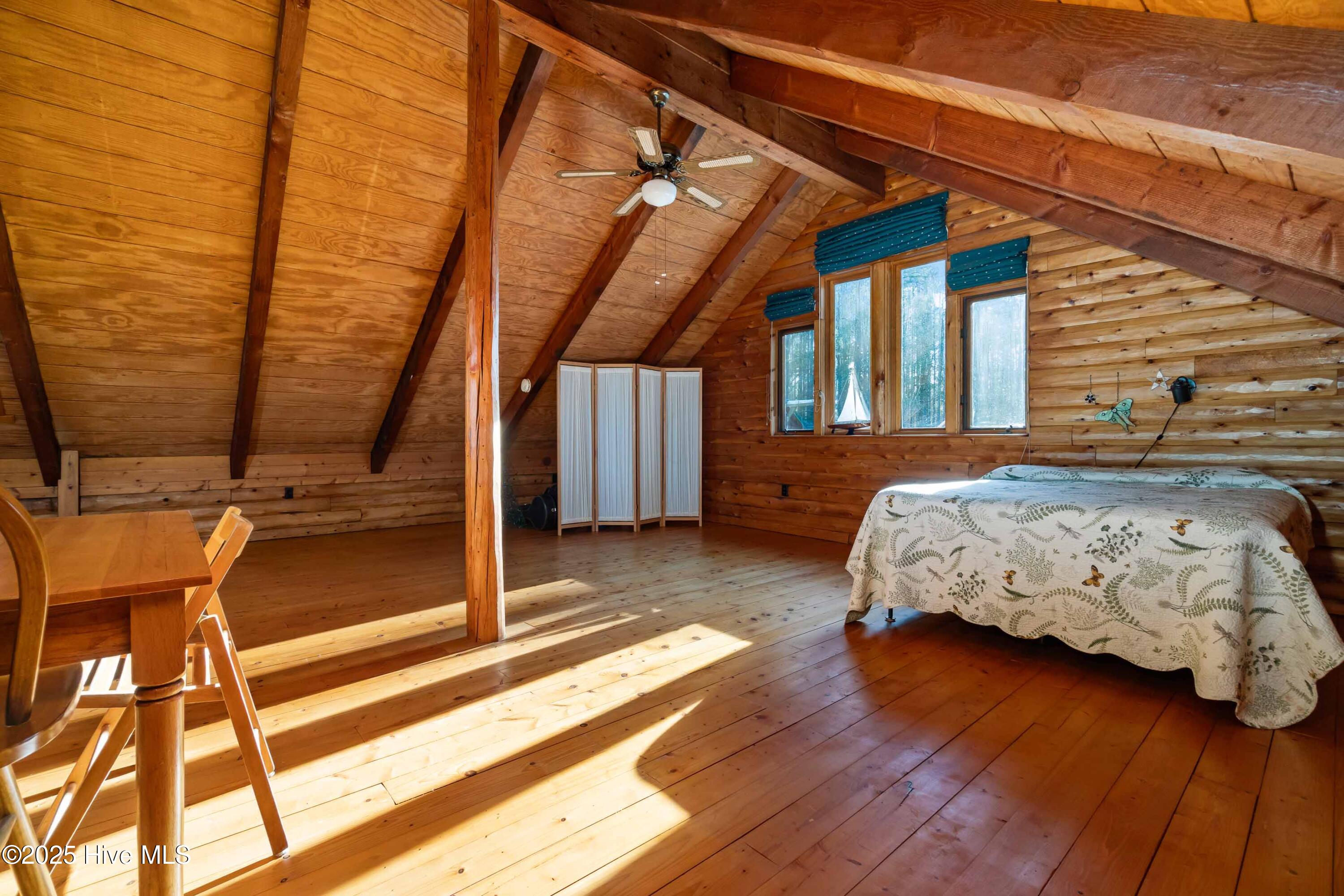 128 Fork Point Road Oriental, NC 28571 - Photo 20 of 54 020_Loft