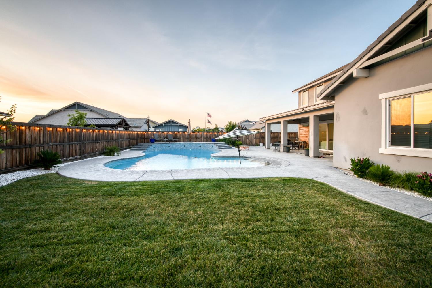1736 North Renn Avenue Clovis, CA 93619 - Photo 3 of 66