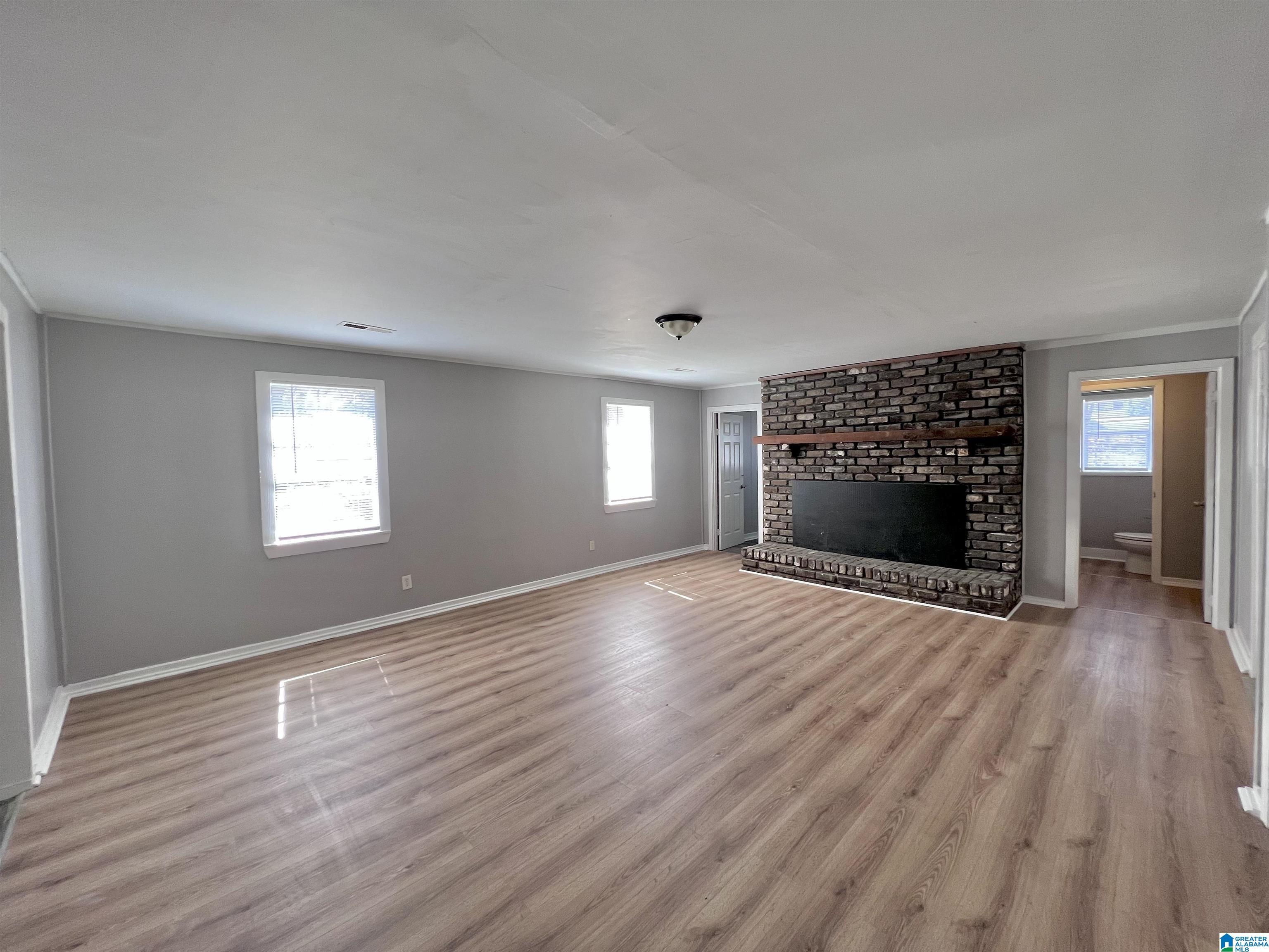 1152 14th Place Southwest Birmingham, AL 35211 - Photo 8 of 15