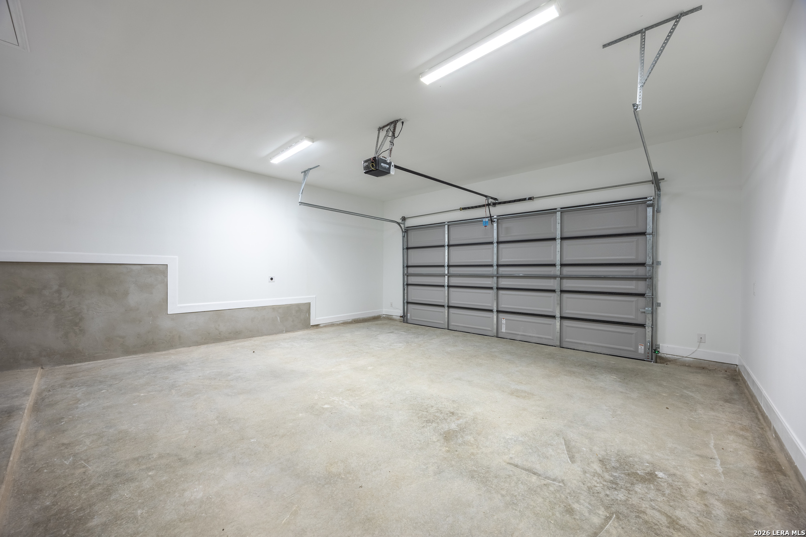 8221 Old Austin Road Selma, TX 78154 - Photo 27 of 28 a view of a garage