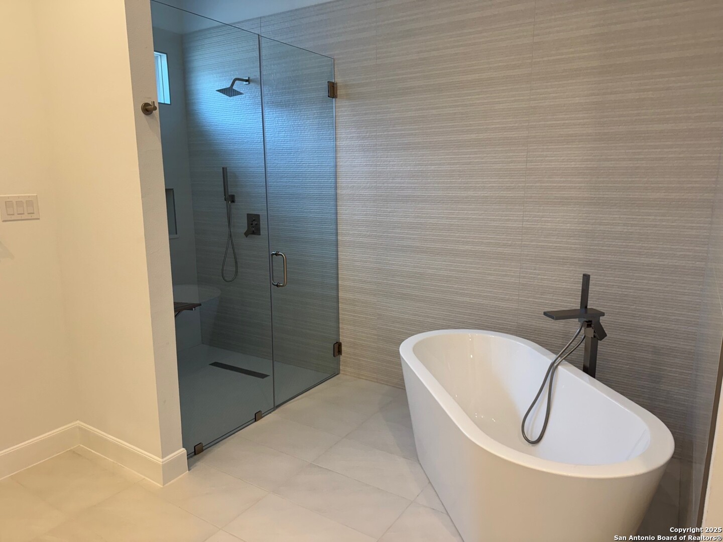 8221 Old Austin Road Selma, TX 78154 - Photo 6 of 9