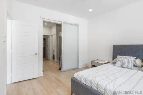 $5,000 | 2622 Aperture Circle, San Diego, CA 92108