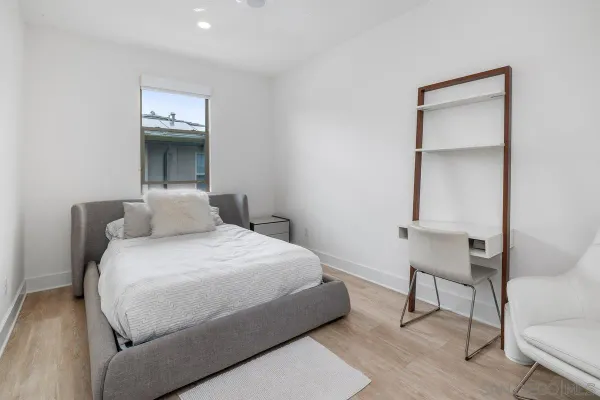 $4,800 | 2622 Aperture Circle, San Diego, CA 92108