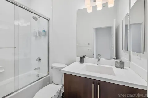 $5,000 | 2622 Aperture Circle, San Diego, CA 92108