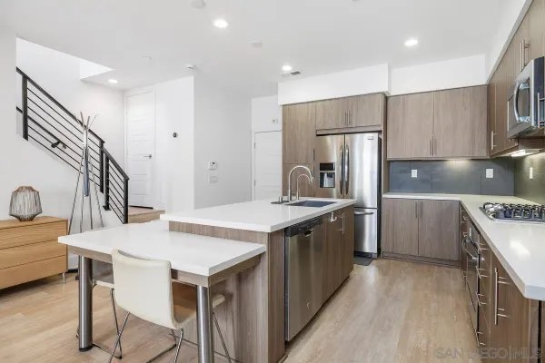 $4,800 | 2622 Aperture Circle, San Diego, CA 92108