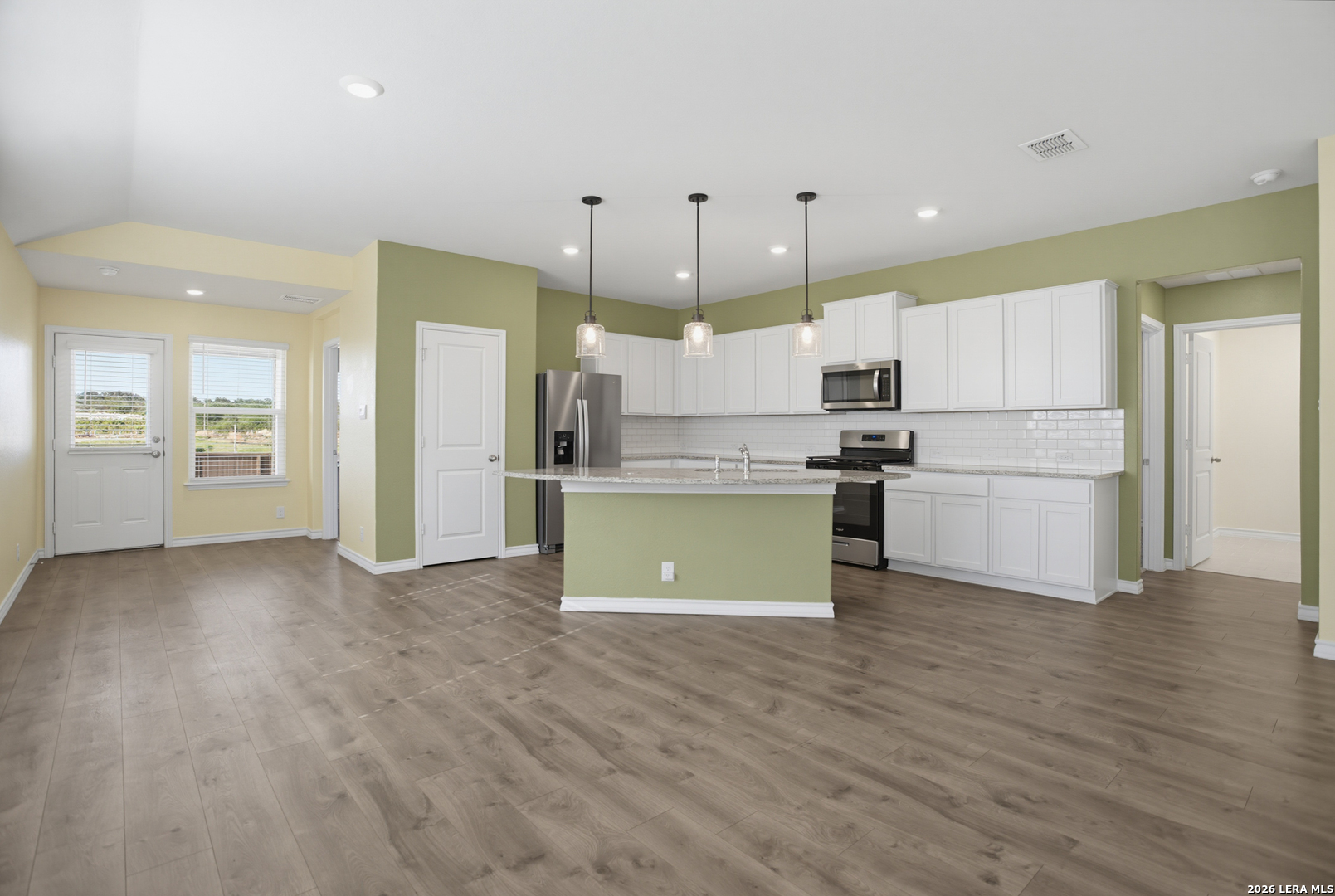 12627 El Arrayan Converse, TX 78109 - Photo 4 of 26