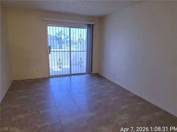 $1,637 | 4061 Foxgrove Drive, Las Vegas, NV 89147