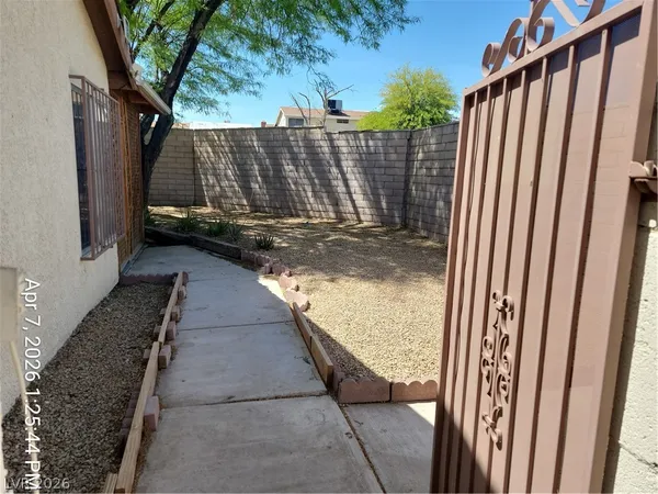 $1,637 | 4061 Foxgrove Drive, Las Vegas, NV 89147