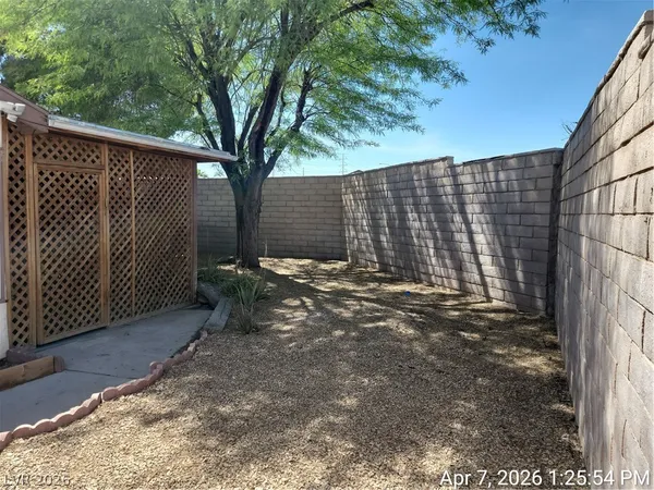 $1,637 | 4061 Foxgrove Drive, Las Vegas, NV 89147