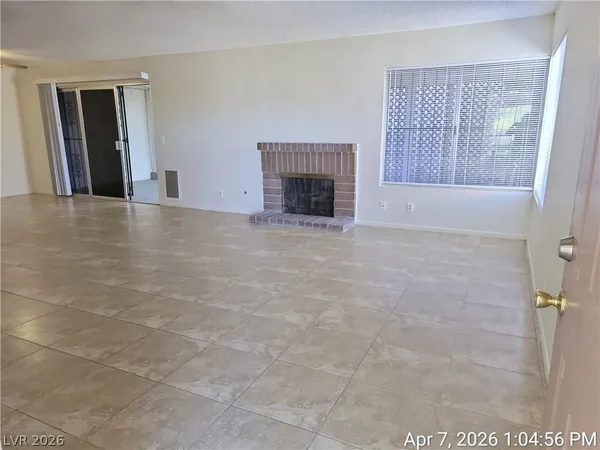 $1,637 | 4061 Foxgrove Drive, Las Vegas, NV 89147