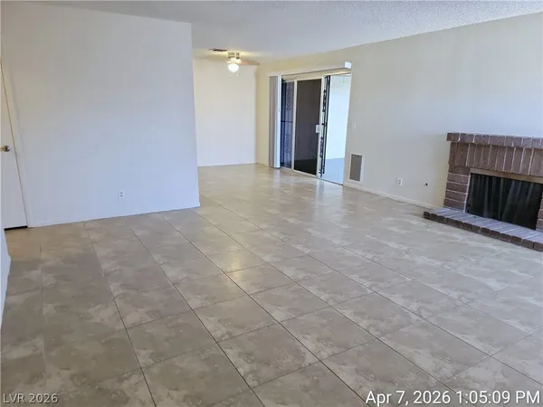 $1,637 | 4061 Foxgrove Drive, Las Vegas, NV 89147