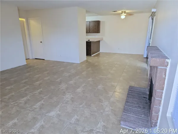 $1,637 | 4061 Foxgrove Drive, Las Vegas, NV 89147
