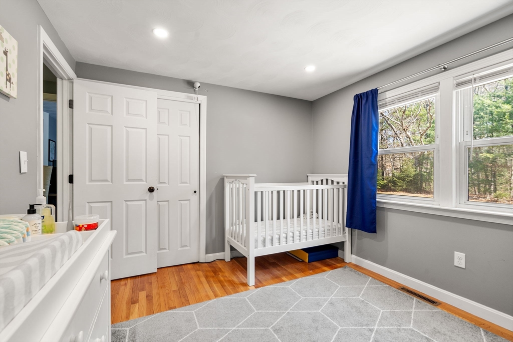 8 Wapping Road Kingston, MA 02364 - Photo 12 of 31