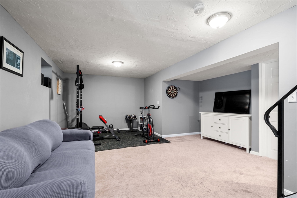 8 Wapping Road Kingston, MA 02364 - Photo 17 of 31