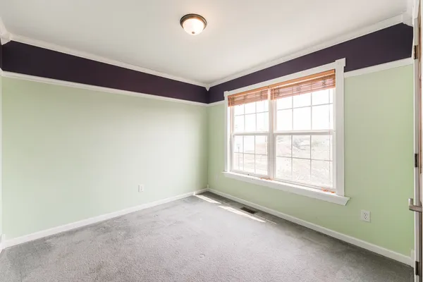 $2,100 | 841 Pond Brook Avenue, Malta, IL 60150