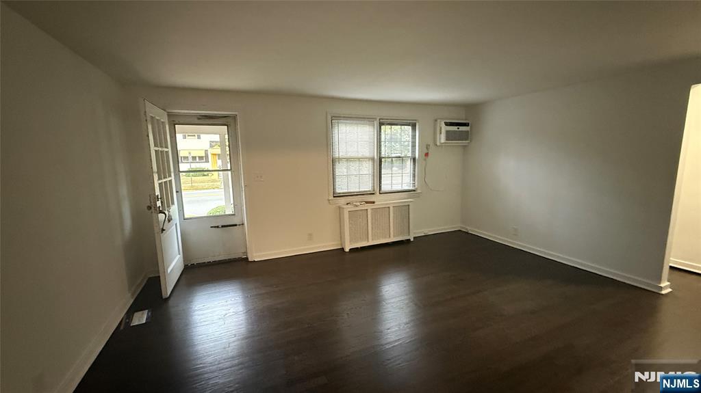 445 Union, Unit 2E Rutherford, NJ 07070 - Photo 3 of 12