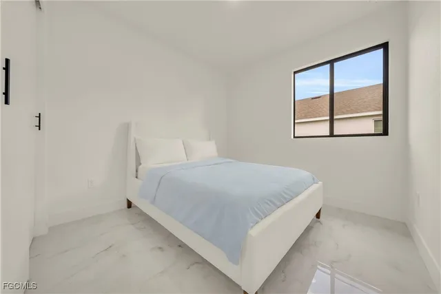 $349,900 | 5010 Southeast Tradewinds Circle, LaBelle, FL 33935