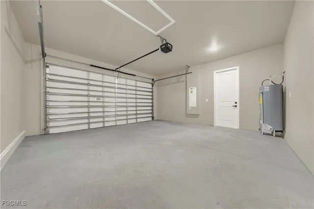 $349,900 | 5010 Southeast Tradewinds Circle, LaBelle, FL 33935