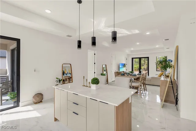 $349,900 | 5010 Southeast Tradewinds Circle, LaBelle, FL 33935